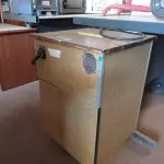 LOTE 337 - 01 FRAGMENTADORA DE PAPEL 220V. (NO ESTADO, LEILÃO NÃO TEM GARANTIA E NEM DEVOLUÇÃO, SUJEITO A POSSÍVEIS AVARIAS VISÍVEIS/OCULTAS E/OU AUSÊNCIA DE COMPONENTES).