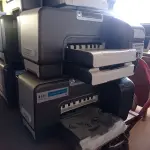 LOTE 327 - 05 IMPRESSORAS MARCAS HP MODELO INK JET 1200WN INCOMPLETAS. (NO ESTADO, LEILÃO NÃO TEM GARANTIA E NEM DEVOLUÇÃO, SUJEITO A POSSÍVEIS AVARIAS VISÍVEIS/OCULTAS E/OU AUSÊNCIA DE COMPONENTES).
