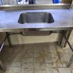 LOTE 034 - PIA DE INOX CUBA FUNDA. (NO ESTADO, NÃO SABEMOS SE FUNCIONA. LEILÃO NÃO TEM GARANTIA E NEM DEVOLUÇÃO).