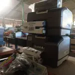 LOTE 359 - 02 IMPRESSORAS MARCAS HP MODELO INK JET 1200WN INCOMPLETAS. (NO ESTADO, LEILÃO NÃO TEM GARANTIA E NEM DEVOLUÇÃO, SUJEITO A POSSÍVEIS AVARIAS VISÍVEIS/OCULTAS E/OU AUSÊNCIA DE COMPONENTES).