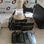 LOTE 335 - 03 APARELHOS DE TELEFONE, 05 APARELHOS DE SOM AUTOMOTIVO E 01 MEGAFONE MARCAS E MODELOS DIVERSOS COM AVARIAS. (NO ESTADO, LEILÃO NÃO TEM GARANTIA E NEM DEVOLUÇÃO, SUJEITO A POSSÍVEIS AVARIAS VISÍVEIS/OCULTAS E/OU AUSÊNCIA DE COMPONENTES).