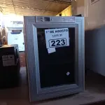LOTE 223 - 01 ADEGA 127V. (NO ESTADO, LEILÃO NÃO TEM GARANTIA E NEM DEVOLUÇÃO, SUJEITO A POSSÍVEIS AVARIAS VISÍVEIS/OCULTAS E/OU AUSÊNCIA DE COMPONENTES).