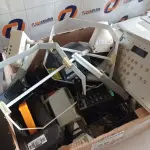 LOTE 281 - 01 LOTE COM ELETRÔNICOS DIVERSOS. (NO ESTADO, LEILÃO NÃO TEM GARANTIA E NEM DEVOLUÇÃO, SUJEITO A POSSÍVEIS AVARIAS VISÍVEIS/OCULTAS E/OU AUSÊNCIA DE COMPONENTES).