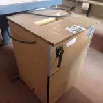 LOTE 337 - 01 FRAGMENTADORA DE PAPEL 220V. (NO ESTADO, LEILÃO NÃO TEM GARANTIA E NEM DEVOLUÇÃO, SUJEITO A POSSÍVEIS AVARIAS VISÍVEIS/OCULTAS E/OU AUSÊNCIA DE COMPONENTES).