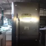 LOTE 228 - 01 GELADEIRA MARCA ELECTROLUX 220V. (NO ESTADO, LEILÃO NÃO TEM GARANTIA E NEM DEVOLUÇÃO, SUJEITO A POSSÍVEIS AVARIAS VISÍVEIS/OCULTAS E/OU AUSÊNCIA DE COMPONENTES).