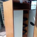 LOTE 477 - 01 ARMÁRIO PARA PASTA SUSPENSA EM MADEIRA COM 02 PORTAS. (NO ESTADO, LEILÃO NÃO TEM GARANTIA E NEM DEVOLUÇÃO, SUJEITO A POSSÍVEIS AVARIAS VISÍVEIS/OCULTAS E/OU AUSÊNCIA DE COMPONENTES).