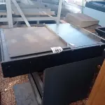 LOTE 461 - 01 BANCADA DE FERRO COM RODINHAS. (NO ESTADO, LEILÃO NÃO TEM GARANTIA E NEM DEVOLUÇÃO, SUJEITO A POSSÍVEIS AVARIAS VISÍVEIS/OCULTAS E/OU AUSÊNCIA DE COMPONENTES).
