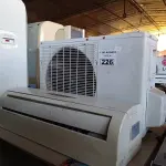 LOTE 226 - 01 CONDENSADORA E 01 EVAPORADORA MARCAS E MODELOS DIVERSOS. (NO ESTADO, LEILÃO NÃO TEM GARANTIA E NEM DEVOLUÇÃO, SUJEITO A POSSÍVEIS AVARIAS VISÍVEIS/OCULTAS E/OU AUSÊNCIA DE COMPONENTES).