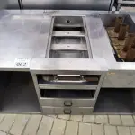 LOTE 062 - BALCÃO DE INOX C/ GAVETAS. (NO ESTADO, NÃO SABEMOS SE FUNCIONA. LEILÃO NÃO TEM GARANTIA E NEM DEVOLUÇÃO).