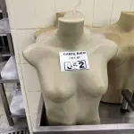 LOTE 052 - 05 MANEQUINS. (NO ESTADO, NÃO SABEMOS SE FUNCIONA. LEILÃO NÃO TEM GARANTIA E NEM DEVOLUÇÃO).