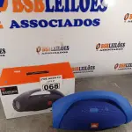 LOTE 068 - 1 CAIXA DE SOM BLUETOOTH WIRELESS SPEAKER 6000MHA. (NOVO) (NO ESTADO) ATENÇÃO! FAZER A VISITAÇÃO ANTES DE ARREMATAR, NÃO SABEMOS SE FUNCIONA. LEILÃO NÃO TEM GARANTIA E NEM DEVOLUÇÃO, SUJEITO A POSSÍVEIS AVARIAS VISÍVEIS/OCULTAS E/OU AUSÊNCIA DE COMPONENTES.