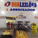 LOTE 010 - 01 DISCO C/ VÍDEA 40 DENTES 4,5”, 01 DISCO DIAMANTADO 110MM DENTE DE 7,5MM CORTE 2,0MM, 03 PINCEIS PARA PINTURA, 01 KIT ESCOVAS LONGAS MULTIUSO, 01 KIT PINTURA E 01 KIT DE BROCAS PAR ALVENARIA, MADEIRA E METAL.(NOVO) (NO ESTADO) ATENÇÃO! FAZER A VISITAÇÃO ANTES DE ARREMATAR, NÃO SABEMOS SE FUNCIONA. LEILÃO NÃO TEM GARANTIA E NEM DEVOLUÇÃO, SUJEITO A POSSÍVEIS AVARIAS VISÍVEIS/OCULTAS E/OU AUSÊNCIA DE COMPONENTES.