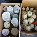 LOTE 248 - XÍCARAS DE CHÁ, CAFÉ E PIRES. (NO ESTADO, NÃO SABEMOS SE FUNCIONA. LEILÃO NÃO TEM GARANTIA E NEM DEVOLUÇÃO).