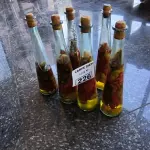 LOTE 226 - GARRAFAS PARA PIMENTA. (NO ESTADO, NÃO SABEMOS SE FUNCIONA. LEILÃO NÃO TEM GARANTIA E NEM DEVOLUÇÃO).