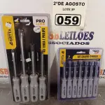 LOTE 059 - 01 KIT DE CHAVE CANHÃO E 01 KIT FENDA E PHILIPS. (NOVO) (NO ESTADO) ATENÇÃO! FAZER A VISITAÇÃO ANTES DE ARREMATAR, NÃO SABEMOS SE FUNCIONA. LEILÃO NÃO TEM GARANTIA E NEM DEVOLUÇÃO, SUJEITO A POSSÍVEIS AVARIAS VISÍVEIS/OCULTAS E/OU AUSÊNCIA DE COMPONENTES.