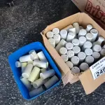 LOTE 249 - PALITEIROS E SALEIROS. (NO ESTADO, NÃO SABEMOS SE FUNCIONA. LEILÃO NÃO TEM GARANTIA E NEM DEVOLUÇÃO).