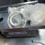 LOTE 107 - MÁQUINA DE MOER INDUSTRIAL BECCARO. (NO ESTADO, NÃO SABEMOS SE FUNCIONA. LEILÃO NÃO TEM GARANTIA E NEM DEVOLUÇÃO).