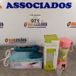 LOTE 071 - 01 MINI FERRO DE PASSAR A VAPOR E 01 LIQUIDIFICADOR PORTÁTIL. (NOVO) (NO ESTADO) ATENÇÃO! FAZER A VISITAÇÃO ANTES DE ARREMATAR, NÃO SABEMOS SE FUNCIONA. LEILÃO NÃO TEM GARANTIA E NEM DEVOLUÇÃO, SUJEITO A POSSÍVEIS AVARIAS VISÍVEIS/OCULTAS E/OU AUSÊNCIA DE COMPONENTES.