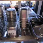 LOTE 283 - CUBAS GN GASTRONORME PEQUENAS COM TAMPA. (NO ESTADO, NÃO SABEMOS SE FUNCIONA. LEILÃO NÃO TEM GARANTIA E NEM DEVOLUÇÃO).