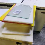 LOTE 127 - TABUAS DE POLIETILENO DIVERSOS TAMANHOS E CORES. (NO ESTADO, NÃO SABEMOS SE FUNCIONA. LEILÃO NÃO TEM GARANTIA E NEM DEVOLUÇÃO).