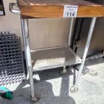 LOTE 114 - CARRINHO DE MADEIRA E INOX. (NO ESTADO, NÃO SABEMOS SE FUNCIONA. LEILÃO NÃO TEM GARANTIA E NEM DEVOLUÇÃO).