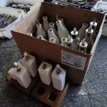LOTE 269 - AZEITEIROS. (NO ESTADO, NÃO SABEMOS SE FUNCIONA. LEILÃO NÃO TEM GARANTIA E NEM DEVOLUÇÃO).