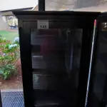 LOTE 145 - CHARUTEIRA DE MADEIRA. (NO ESTADO, NÃO SABEMOS SE FUNCIONA. LEILÃO NÃO TEM GARANTIA E NEM DEVOLUÇÃO).