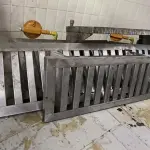 LOTE 072 - PRATELEIRAS EM INOX DIVERSOS. (NO ESTADO, NÃO SABEMOS SE FUNCIONA. LEILÃO NÃO TEM GARANTIA E NEM DEVOLUÇÃO).