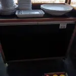 LOTE 215 - BALCÃO APOIO GARÇOM. (NO ESTADO, NÃO SABEMOS SE FUNCIONA. LEILÃO NÃO TEM GARANTIA E NEM DEVOLUÇÃO).