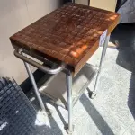 LOTE 114 - CARRINHO DE MADEIRA E INOX. (NO ESTADO, NÃO SABEMOS SE FUNCIONA. LEILÃO NÃO TEM GARANTIA E NEM DEVOLUÇÃO).