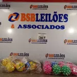 LOTE 367 - 01 LOTE COM VÁRIAS BOLINHAS PARA CÃES E GATOS. (NOVO) (NO ESTADO) ATENÇÃO! FAZER A VISITAÇÃO ANTES DE ARREMATAR, NÃO SABEMOS SE FUNCIONA. LEILÃO NÃO TEM GARANTIA E NEM DEVOLUÇÃO, SUJEITO A POSSÍVEIS AVARIAS VISÍVEIS/OCULTAS E/OU AUSÊNCIA DE COMPONENTES.