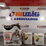 LOTE 107 - 01 TAPETE HIGIÊNICO PARA PET COM 30 UNIDADES E 02 PACOTES DE ABSORVENTES TAMANHO G COM 06 UNIDADES CADA PACOTE. (NOVO) (NO ESTADO) ATENÇÃO! FAZER A VISITAÇÃO ANTES DE ARREMATAR, NÃO SABEMOS SE FUNCIONA. LEILÃO NÃO TEM GARANTIA E NEM DEVOLUÇÃO, SUJEITO A POSSÍVEIS AVARIAS VISÍVEIS/OCULTAS E/OU AUSÊNCIA DE COMPONENTES.