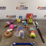 LOTE 311 - 01 LOTE COM VÁRIOS BRINQUEDOS PARA PET. (NOVO) (NO ESTADO) ATENÇÃO! FAZER A VISITAÇÃO ANTES DE ARREMATAR, NÃO SABEMOS SE FUNCIONA. LEILÃO NÃO TEM GARANTIA E NEM DEVOLUÇÃO, SUJEITO A POSSÍVEIS AVARIAS VISÍVEIS/OCULTAS E/OU AUSÊNCIA DE COMPONENTES.