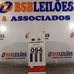 LOTE 094 - 01 GARRAFA TÉRMICA COM A TAMPA NO FORMATO DE XÍCARA. (NOVO) (NO ESTADO) ATENÇÃO! FAZER A VISITAÇÃO ANTES DE ARREMATAR, NÃO SABEMOS SE FUNCIONA. LEILÃO NÃO TEM GARANTIA E NEM DEVOLUÇÃO, SUJEITO A POSSÍVEIS AVARIAS VISÍVEIS/OCULTAS E/OU AUSÊNCIA DE COMPONENTES.