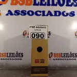 LOTE 090 - 01 GARRAFA HOT/COLD DIWANGKIN 680ML. (NO ESTADO) ATENÇÃO! FAZER A VISITAÇÃO ANTES DE ARREMATAR, NÃO SABEMOS SE FUNCIONA. LEILÃO NÃO TEM GARANTIA E NEM DEVOLUÇÃO, SUJEITO A POSSÍVEIS AVARIAS VISÍVEIS/OCULTAS E/OU AUSÊNCIA DE COMPONENTES.