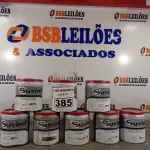 LOTE 385 - 08 LATAS DE COLORANTE SUVINIL. (NO ESTADO) ATENÇÃO! FAZER A VISITAÇÃO ANTES DE ARREMATAR, NÃO SABEMOS SE FUNCIONA. LEILÃO NÃO TEM GARANTIA E NEM DEVOLUÇÃO, SUJEITO A POSSÍVEIS AVARIAS VISÍVEIS/OCULTAS E/OU AUSÊNCIA DE COMPONENTES.