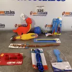 LOTE 326 - 01 LOTE COM VÁRIOS BRINQUEDOS PARA PET. (NOVO) (NO ESTADO) ATENÇÃO! FAZER A VISITAÇÃO ANTES DE ARREMATAR, NÃO SABEMOS SE FUNCIONA. LEILÃO NÃO TEM GARANTIA E NEM DEVOLUÇÃO, SUJEITO A POSSÍVEIS AVARIAS VISÍVEIS/OCULTAS E/OU AUSÊNCIA DE COMPONENTES.