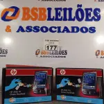 LOTE 177 - 02 IPAQ HP, SENDO 01 MODELO 110 E 01 MODELO 111. (NO ESTADO) ATENÇÃO! FAZER A VISITAÇÃO ANTES DE ARREMATAR, NÃO SABEMOS SE FUNCIONA. LEILÃO NÃO TEM GARANTIA E NEM DEVOLUÇÃO, SUJEITO A POSSÍVEIS AVARIAS VISÍVEIS/OCULTAS E/OU AUSÊNCIA DE COMPONENTES.