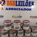 LOTE 385 - 08 LATAS DE COLORANTE SUVINIL. (NO ESTADO) ATENÇÃO! FAZER A VISITAÇÃO ANTES DE ARREMATAR, NÃO SABEMOS SE FUNCIONA. LEILÃO NÃO TEM GARANTIA E NEM DEVOLUÇÃO, SUJEITO A POSSÍVEIS AVARIAS VISÍVEIS/OCULTAS E/OU AUSÊNCIA DE COMPONENTES.