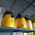 LOTE 376 - 03 ASPIRADORES DE PÓ COM AVARIAS. (NO ESTADO) ATENÇÃO! FAZER A VISITAÇÃO ANTES DE ARREMATAR, NÃO SABEMOS SE FUNCIONA. LEILÃO NÃO TEM GARANTIA E NEM DEVOLUÇÃO, SUJEITO A POSSÍVEIS AVARIAS VISÍVEIS/OCULTAS E/OU AUSÊNCIA DE COMPONENTES.