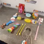 LOTE 337 - 01 LOTE COM VÁRIOS BRINQUEDOS PARA PET. (NOVO) (NO ESTADO) ATENÇÃO! FAZER A VISITAÇÃO ANTES DE ARREMATAR, NÃO SABEMOS SE FUNCIONA. LEILÃO NÃO TEM GARANTIA E NEM DEVOLUÇÃO, SUJEITO A POSSÍVEIS AVARIAS VISÍVEIS/OCULTAS E/OU AUSÊNCIA DE COMPONENTES.