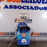 LOTE 352 - 01 COLEIRA RETRÁTIL PARA CÃES ATÉ 50KG. (NO ESTADO) ATENÇÃO! FAZER A VISITAÇÃO ANTES DE ARREMATAR, NÃO SABEMOS SE FUNCIONA. LEILÃO NÃO TEM GARANTIA E NEM DEVOLUÇÃO, SUJEITO A POSSÍVEIS AVARIAS VISÍVEIS/OCULTAS E/OU AUSÊNCIA DE COMPONENTES.