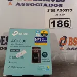 LOTE 186 - 01 TPLINK AC1300. (NOVO) (NO ESTADO) ATENÇÃO! FAZER A VISITAÇÃO ANTES DE ARREMATAR, NÃO SABEMOS SE FUNCIONA. LEILÃO NÃO TEM GARANTIA E NEM DEVOLUÇÃO, SUJEITO A POSSÍVEIS AVARIAS VISÍVEIS/OCULTAS E/OU AUSÊNCIA DE COMPONENTES.