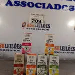 LOTE 209 - 01 LOTE COM 06 ÓLEOS ESSENCIAL. (NO ESTADO) ATENÇÃO! FAZER A VISITAÇÃO ANTES DE ARREMATAR, NÃO SABEMOS SE FUNCIONA. LEILÃO NÃO TEM GARANTIA E NEM DEVOLUÇÃO, SUJEITO A POSSÍVEIS AVARIAS VISÍVEIS/OCULTAS E/OU AUSÊNCIA DE COMPONENTES.