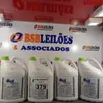LOTE 379 - 20 LITROS DE AGI PARA O RESTAURADOR DE BRILHO. (NO ESTADO) ATENÇÃO! FAZER A VISITAÇÃO ANTES DE ARREMATAR, NÃO SABEMOS SE FUNCIONA. LEILÃO NÃO TEM GARANTIA E NEM DEVOLUÇÃO, SUJEITO A POSSÍVEIS AVARIAS VISÍVEIS/OCULTAS E/OU AUSÊNCIA DE COMPONENTES.