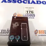 LOTE 176 - 01 BARBEADOR RECARREGÁVEL. (NOVO) (NO ESTADO) ATENÇÃO! FAZER A VISITAÇÃO ANTES DE ARREMATAR, NÃO SABEMOS SE FUNCIONA. LEILÃO NÃO TEM GARANTIA E NEM DEVOLUÇÃO, SUJEITO A POSSÍVEIS AVARIAS VISÍVEIS/OCULTAS E/OU AUSÊNCIA DE COMPONENTES.