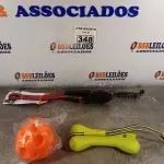 LOTE 348 - 01 LOTE COM VÁRIOS BRINQUEDOS PARA PET TAMANHO GG COLEIRA PARA CÃES DE ATÉ 40KG. (NOVO) (NO ESTADO) ATENÇÃO! FAZER A VISITAÇÃO ANTES DE ARREMATAR, NÃO SABEMOS SE FUNCIONA. LEILÃO NÃO TEM GARANTIA E NEM DEVOLUÇÃO, SUJEITO A POSSÍVEIS AVARIAS VISÍVEIS/OCULTAS E/OU AUSÊNCIA DE COMPONENTES.