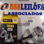 LOTE 259 - 01 TRENA DE FITA DE 50 METROS. (NOVO) (NO ESTADO) ATENÇÃO! FAZER A VISITAÇÃO ANTES DE ARREMATAR, NÃO SABEMOS SE FUNCIONA. LEILÃO NÃO TEM GARANTIA E NEM DEVOLUÇÃO, SUJEITO A POSSÍVEIS AVARIAS VISÍVEIS/OCULTAS E/OU AUSÊNCIA DE COMPONENTES.