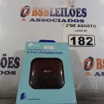 LOTE 182 - 01 TP LINK 4- PORT SUPER SPEED USB 3.0. (NOVO) (NO ESTADO) ATENÇÃO! FAZER A VISITAÇÃO ANTES DE ARREMATAR, NÃO SABEMOS SE FUNCIONA. LEILÃO NÃO TEM GARANTIA E NEM DEVOLUÇÃO, SUJEITO A POSSÍVEIS AVARIAS VISÍVEIS/OCULTAS E/OU AUSÊNCIA DE COMPONENTES.
