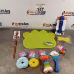 LOTE 357 - 01 LOTE COM VÁRIOS BRINQUEDOS PARA PET. (NOVO) (NO ESTADO) ATENÇÃO! FAZER A VISITAÇÃO ANTES DE ARREMATAR, NÃO SABEMOS SE FUNCIONA. LEILÃO NÃO TEM GARANTIA E NEM DEVOLUÇÃO, SUJEITO A POSSÍVEIS AVARIAS VISÍVEIS/OCULTAS E/OU AUSÊNCIA DE COMPONENTES.